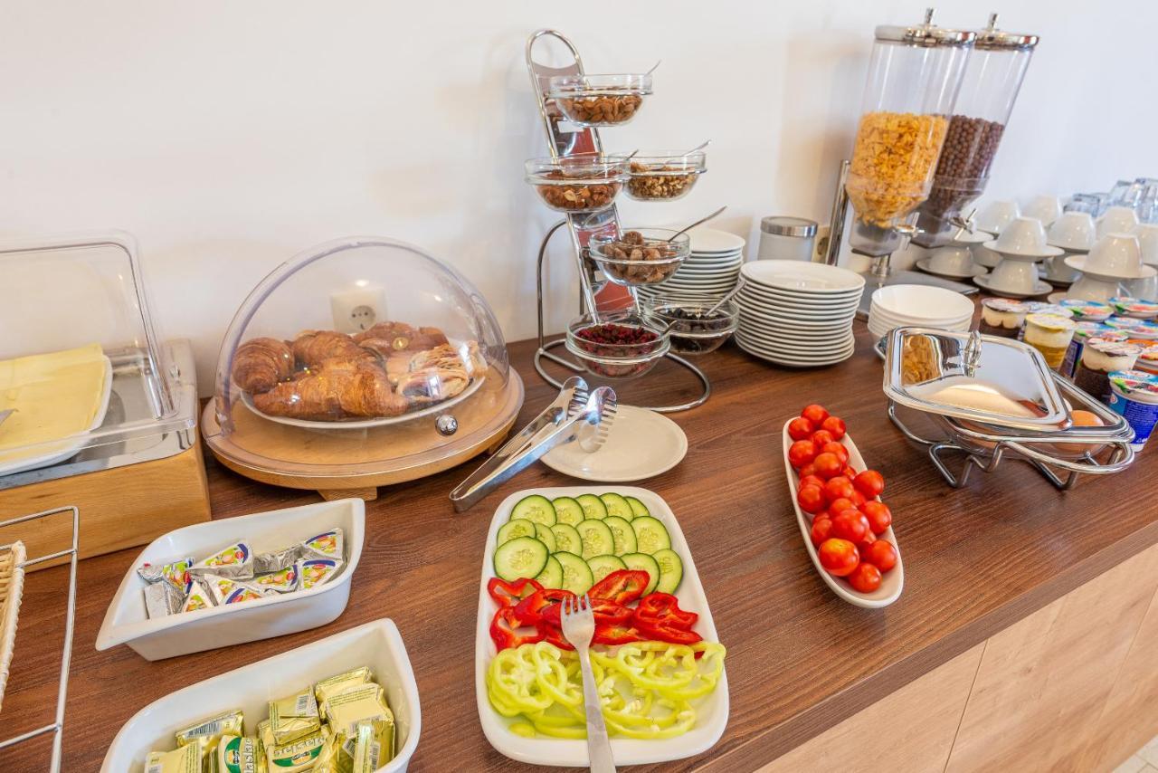 Bed & Breakfast Maki ビオグラード・ナ・モル エクステリア 写真